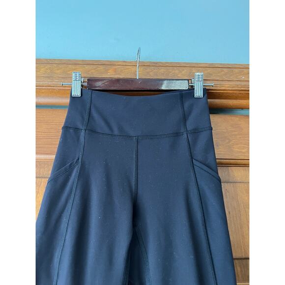 Lululemon Women's Invigorate High-Rise Crop 23" Athleisure Leggings Black Size 2 - Picture 2 of 10